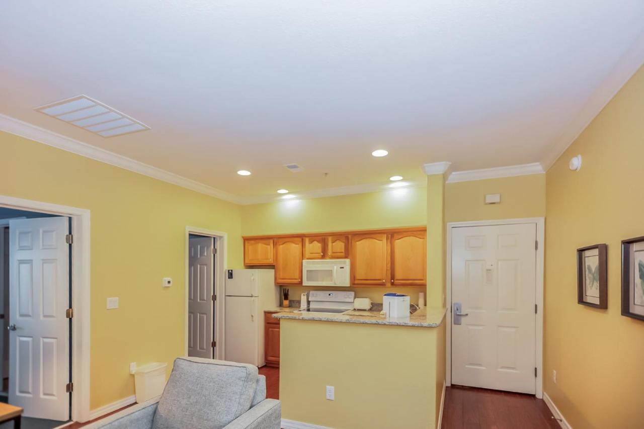 Beautiful Palace View 1br Standard