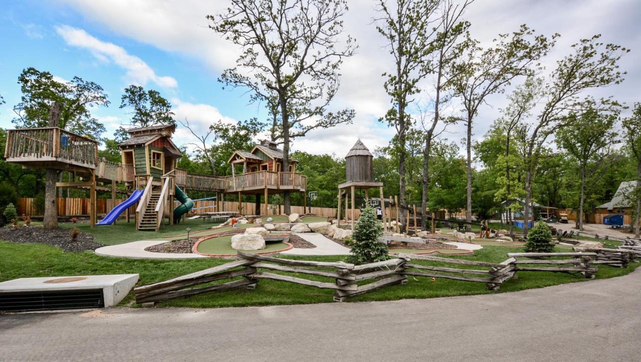 Luxury Lakefront Minigolf Huge Pool Kayaks 2mi To Sdc Dock *