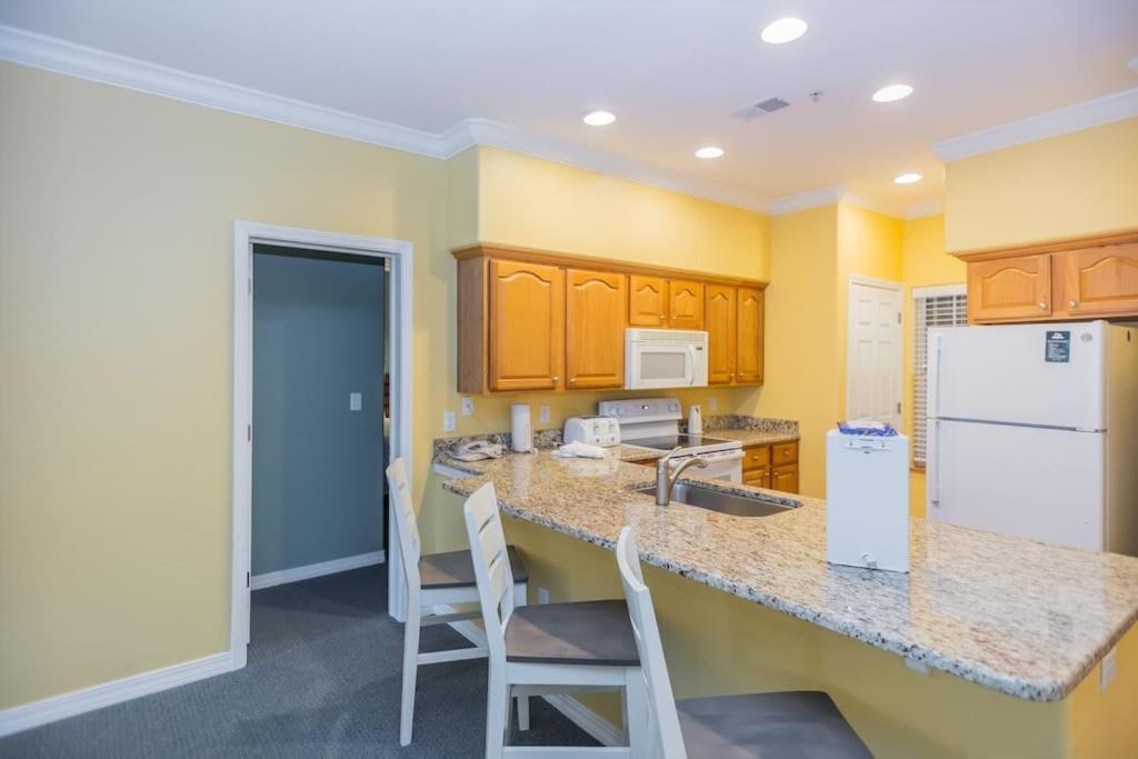 Spacious In Heart Of 2br Standard