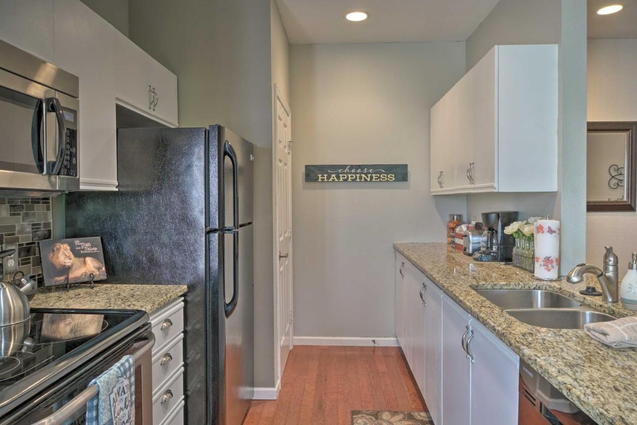 Apartment With Patio, 5 Mi To Landing!