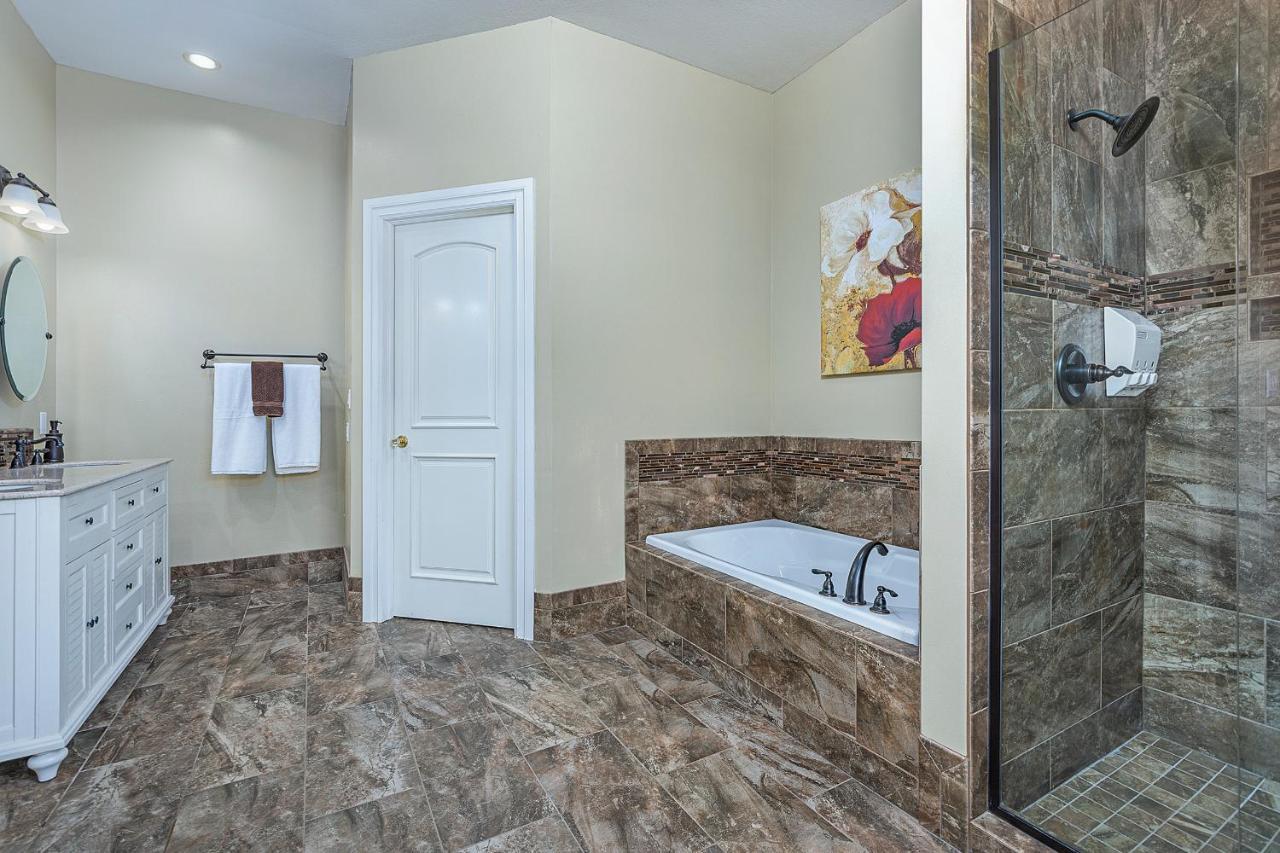 17500sqft Private Estate Indoorpool Hottub Big Lakeview Tennis Court Theater Sdc Holiday home