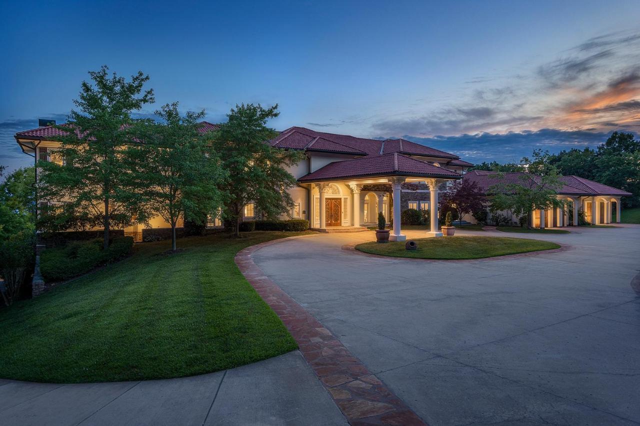 17500sqft Private Estate Indoorpool Hottub Big Lakeview Tennis Court Theater Sdc *
