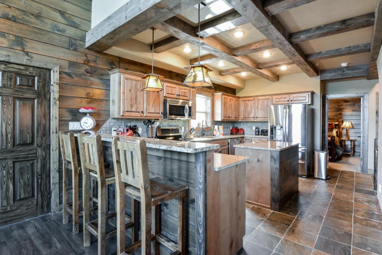 Watermill Cove Luxury Lakefront 2mi To Silver Dollar Huge Pool Branson