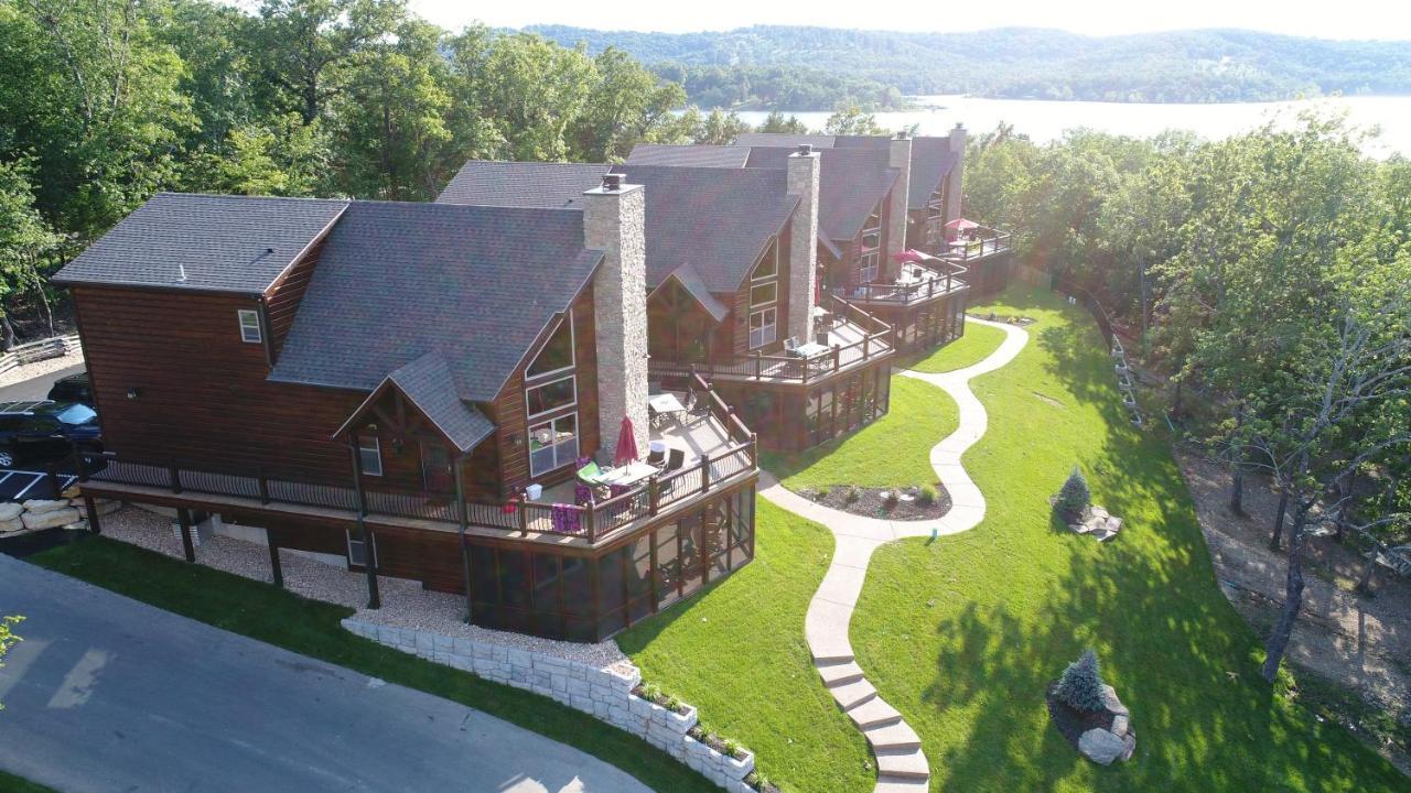 Watermill Cove 8bed Lakefront Pool Lazy River 2 Miles To Sdc Dock Branson