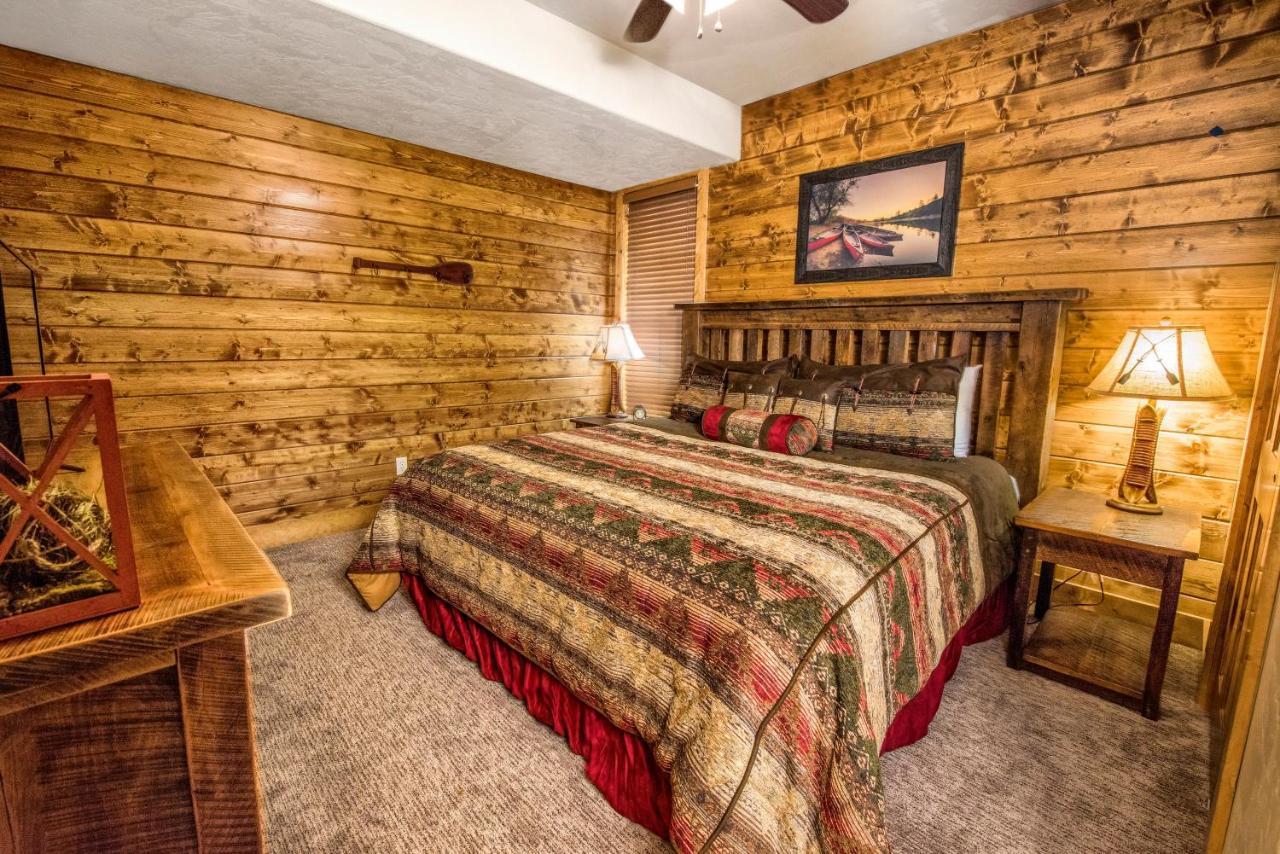 Holiday home Watermill Cove 8bed Lakefront Pool Lazy River 2 Miles To Sdc Dock