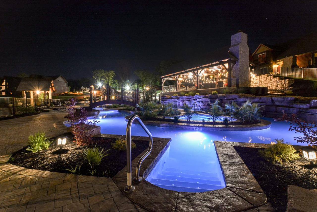 Watermill Cove Luxury Lakefront Amazing Views Lazy River Huge Pool 2mi To Sdc Holiday home