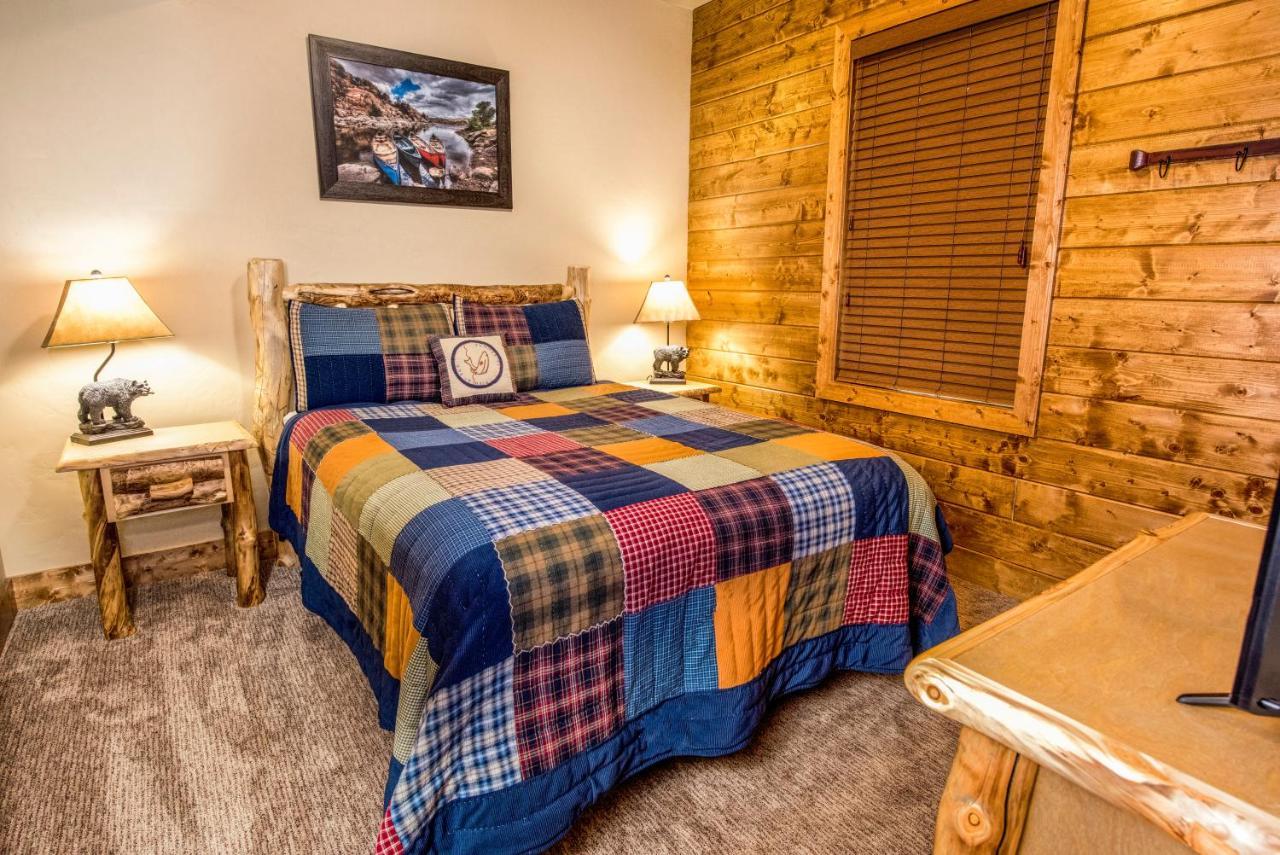 Watermill Cove 8bed Lakefront 2 Miles To Sdc Huge Pool * Branson