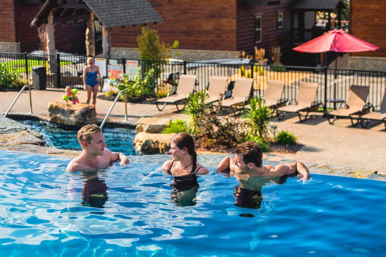 Watermill Cove 8bed Lakefront 2 Miles To Sdc Huge Pool
