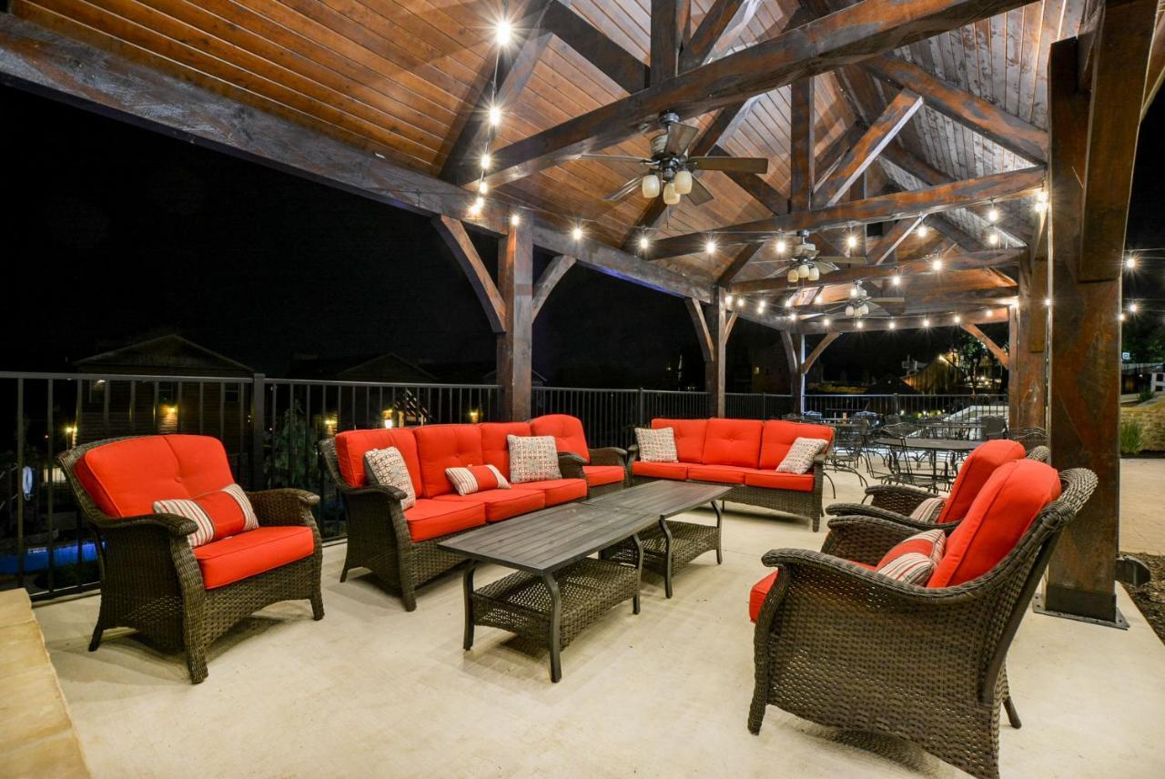 Luxury Lakefront 2mi To Silver Dollar Pool Theatre Kayaks Branson