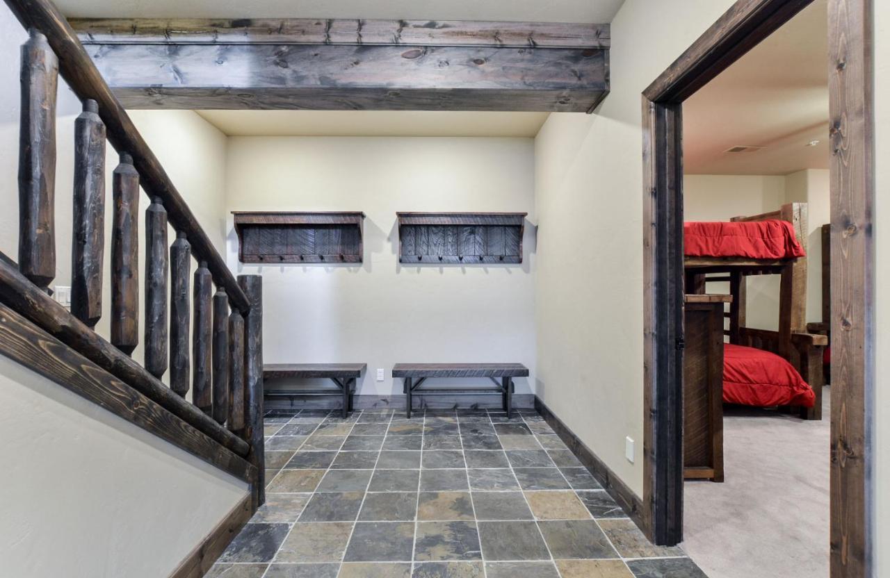 Holiday home Watermill Cove Luxury Lakefront Huge Pool Hot Tubs 2mi To Silver Dollar Branson