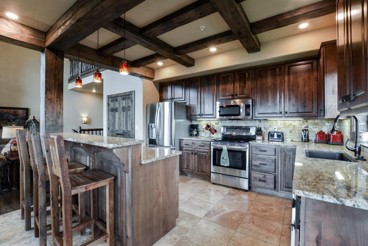 Watermill Cove Luxury Lakefront By Silver Dollar Theatre Pool Lazy River Holiday home *