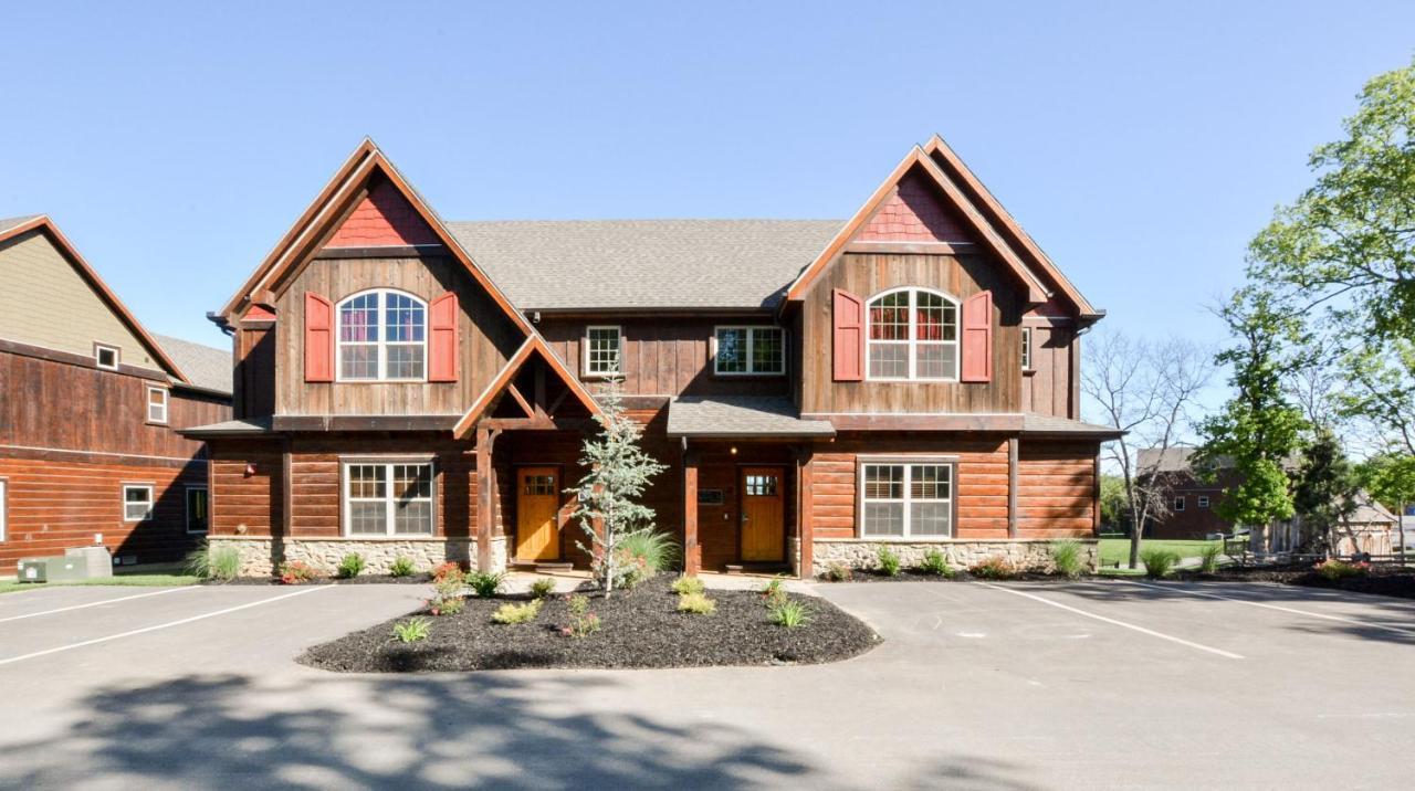 Luxury Lakefront 2 Mi To Sdc Huge Pool Kayaks Dock Holiday home *