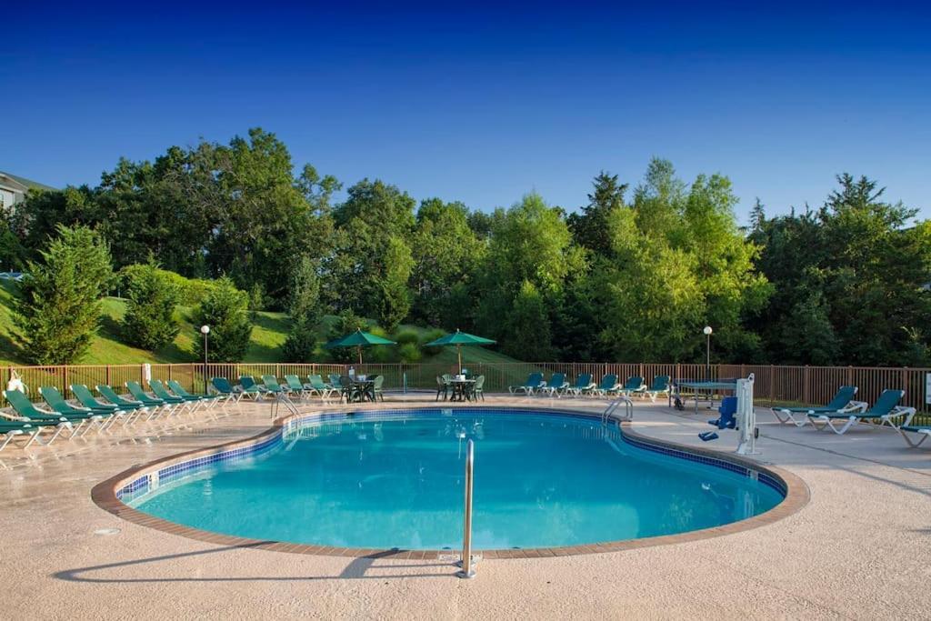Spacious In Heart Of 2br Standard