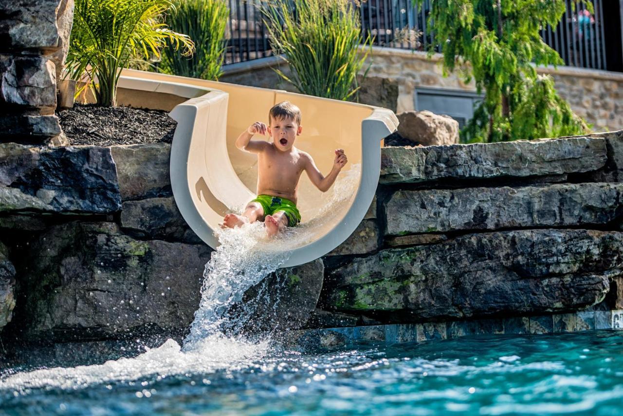 Holiday home Watermill Cove Luxury Lakefront By Silver Dollar Theatre Pool Lazy River Branson