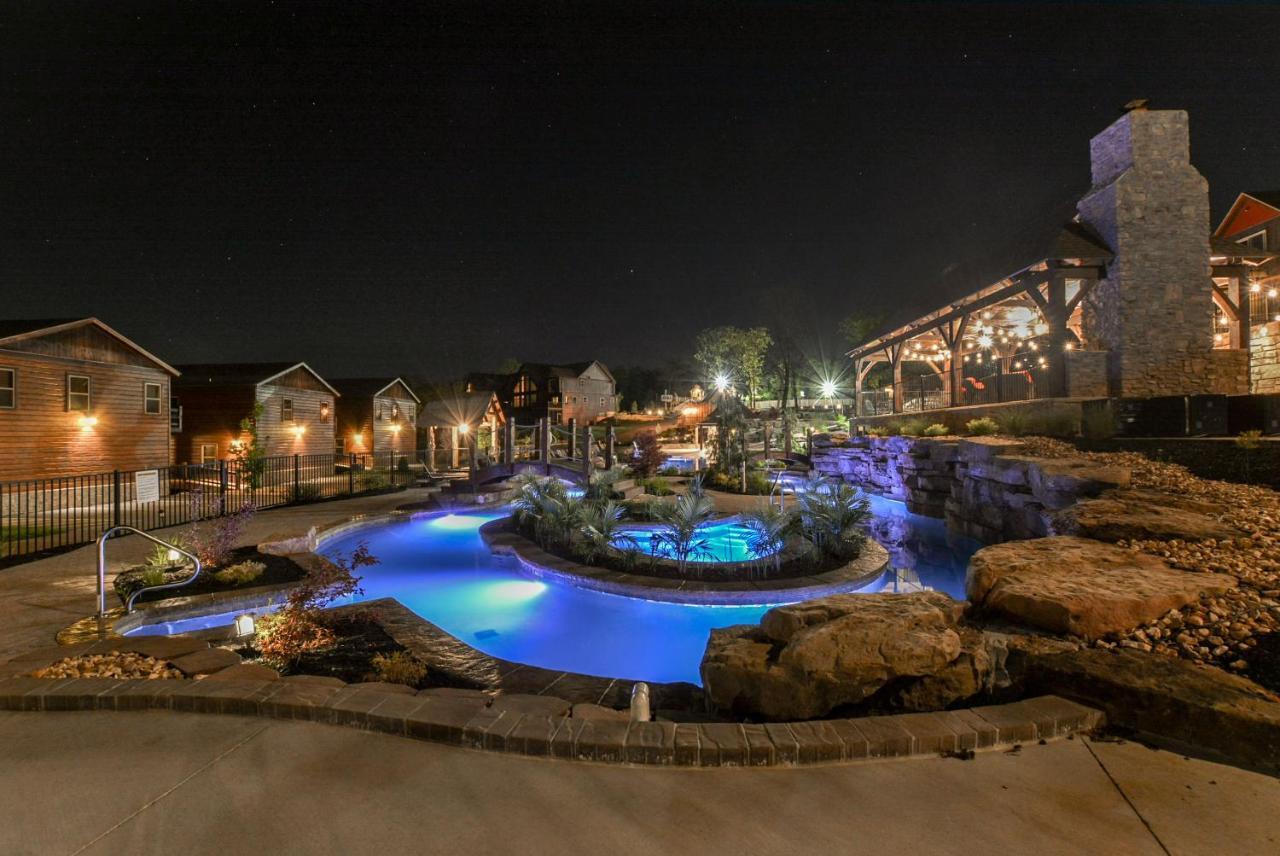 Holiday home Watermill Cove Luxury Lakefront 2mi To Silver Dollar Huge Pool