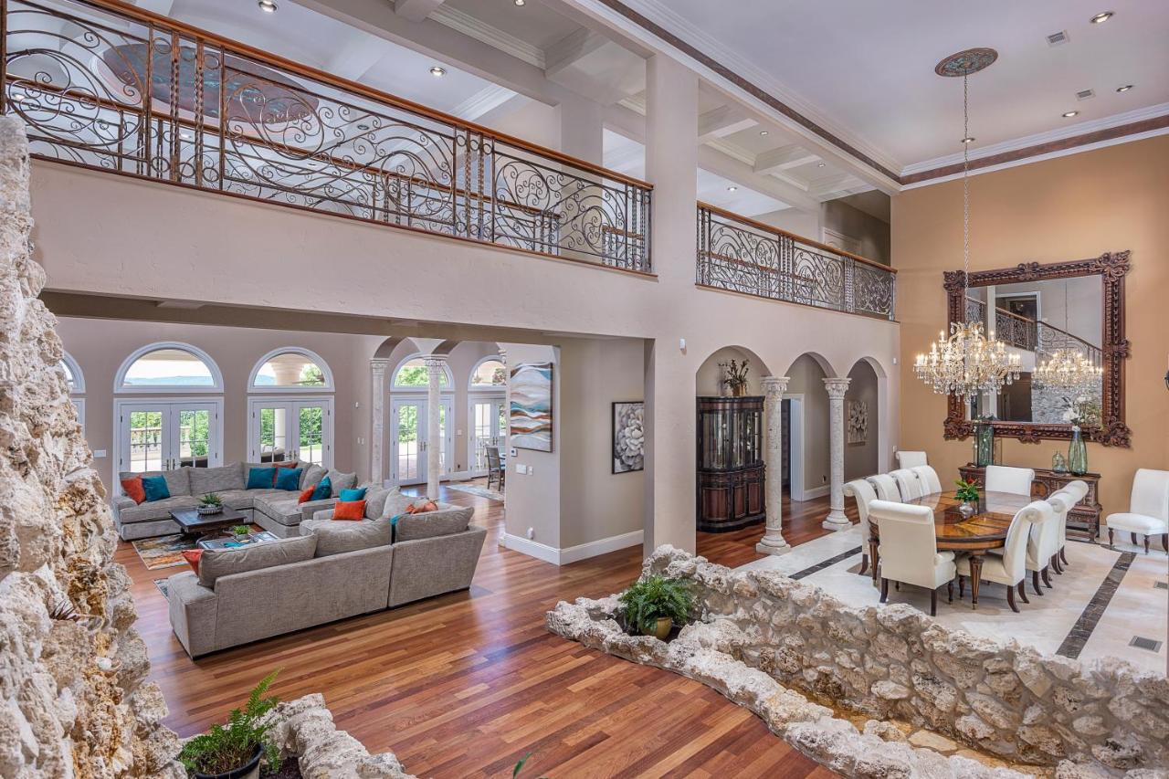 17500sqft Private Estate Indoorpool Hottub Big Lakeview Tennis Court Theater Sdc *