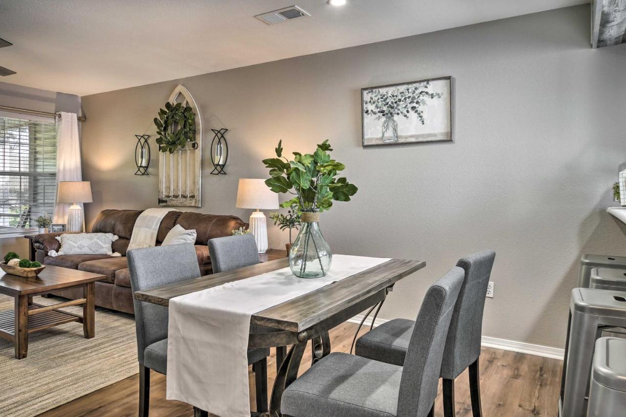 Modern Escape With Lake Taneycomo Views! *
