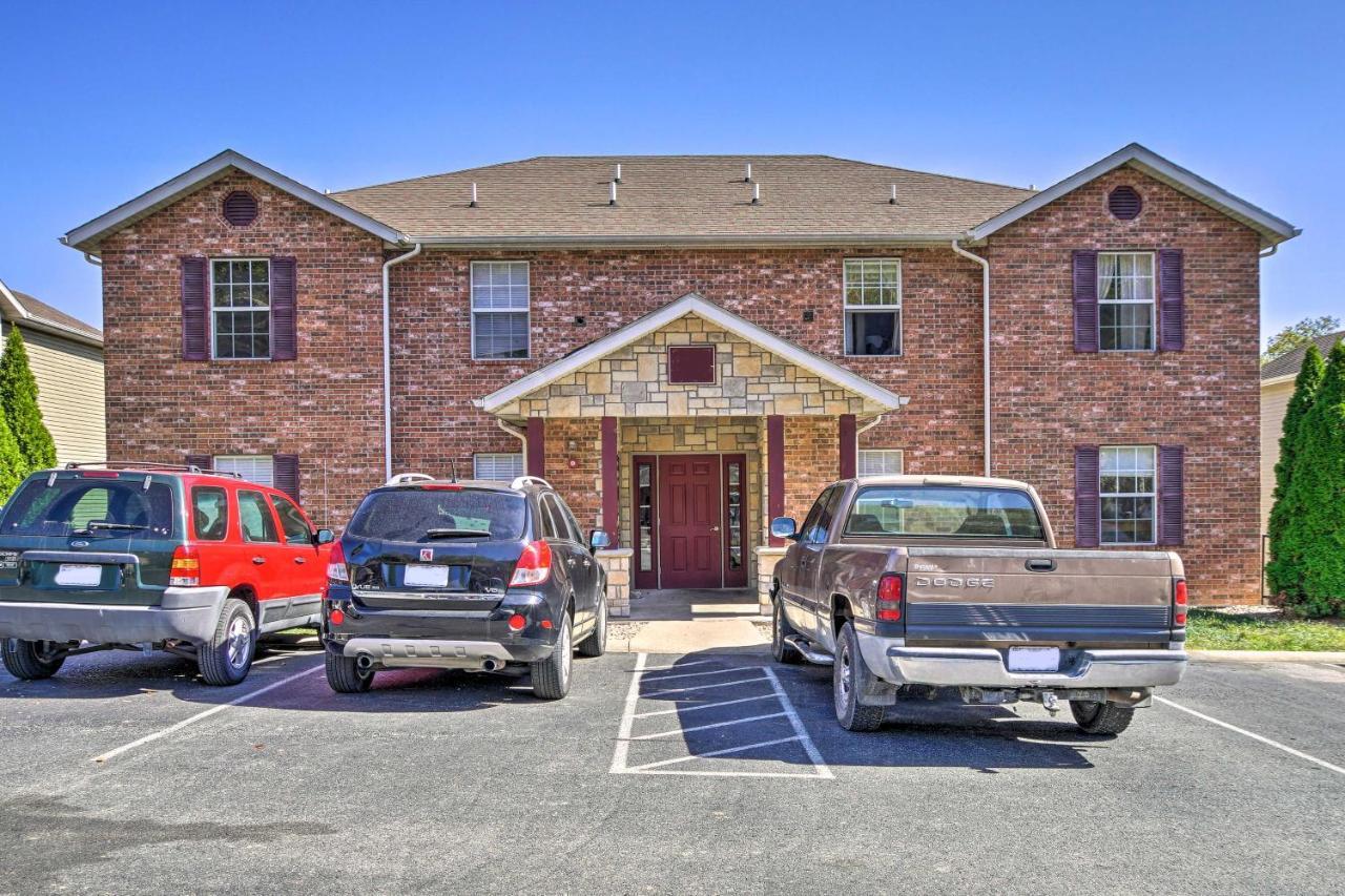 Centrally Located Brandon With Pool Access Apartment Branson