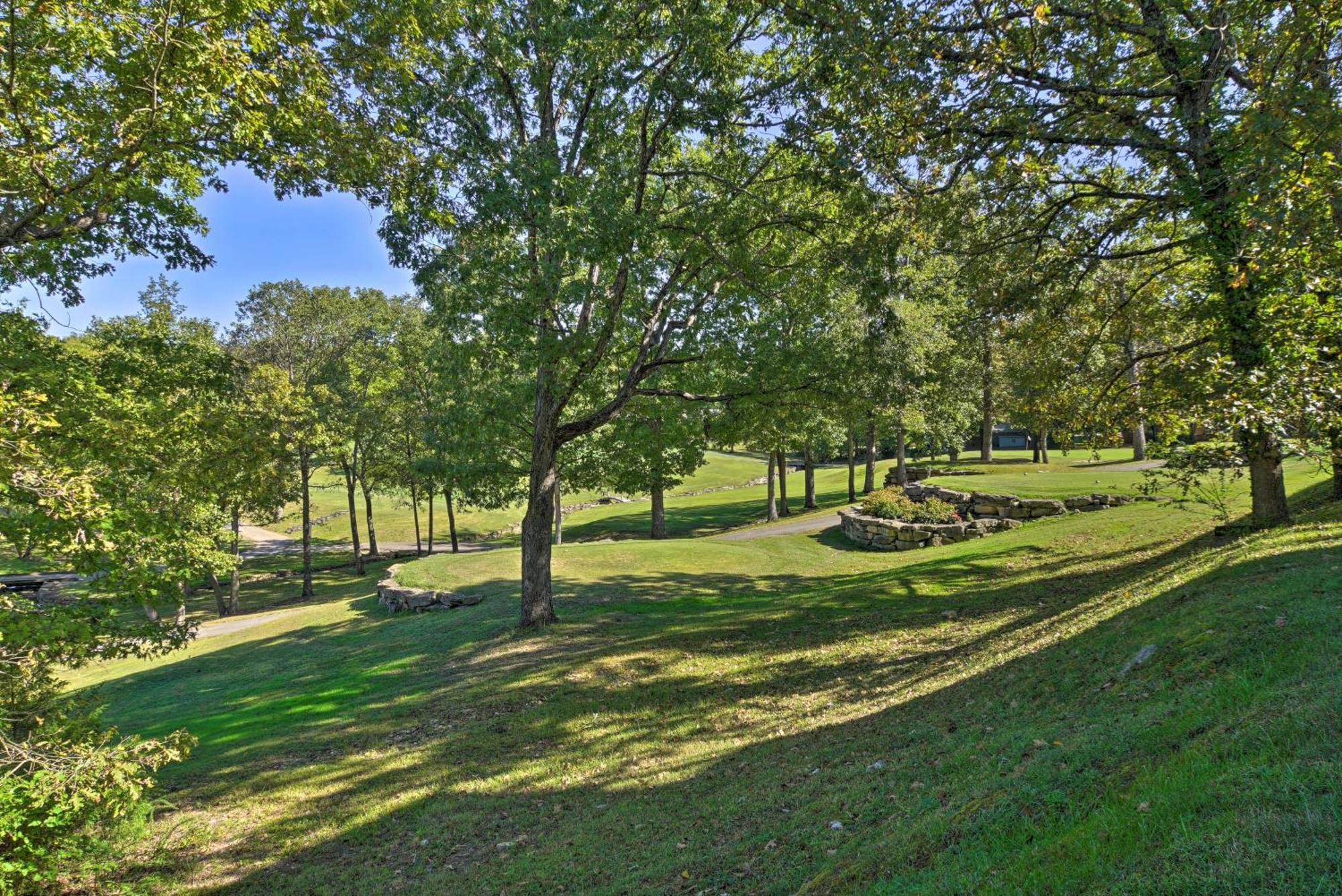 Apartment With Patio, 5 Mi To Landing!