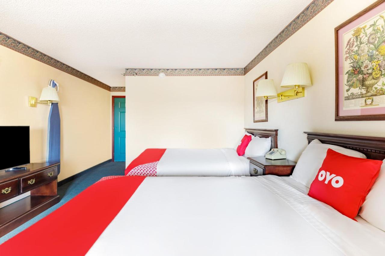 Oyo Hotel Branson Victorian Palace