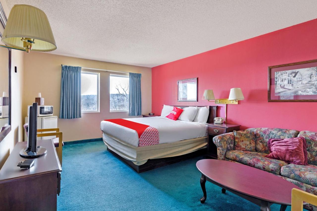 Oyo Hotel Branson Victorian Palace Hotel Branson