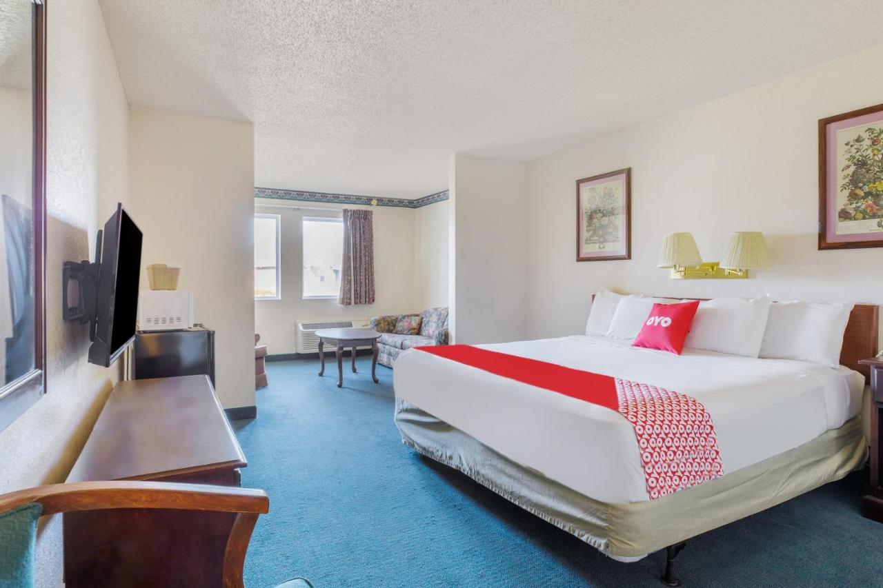 Oyo Hotel Branson Victorian Palace Hotel Branson