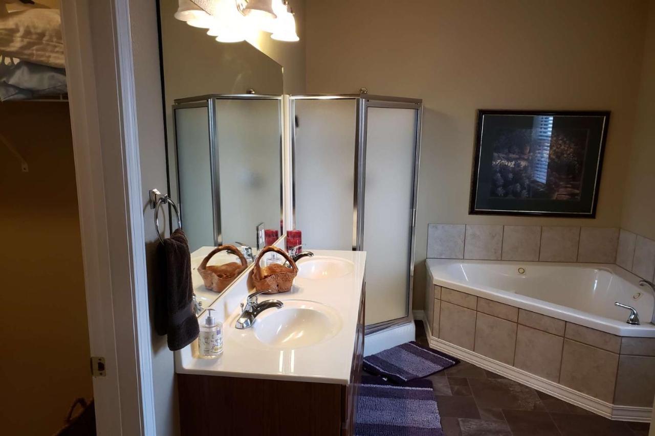 Indian Point 3 King Bedrooms *