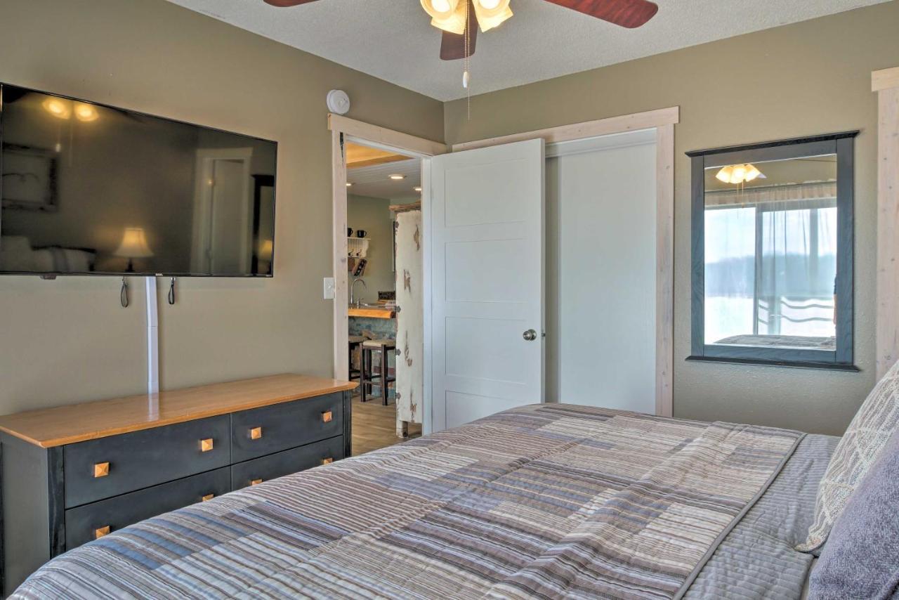 Apartment Ozark Mountain About 2 Mi To Silver Dollar City!