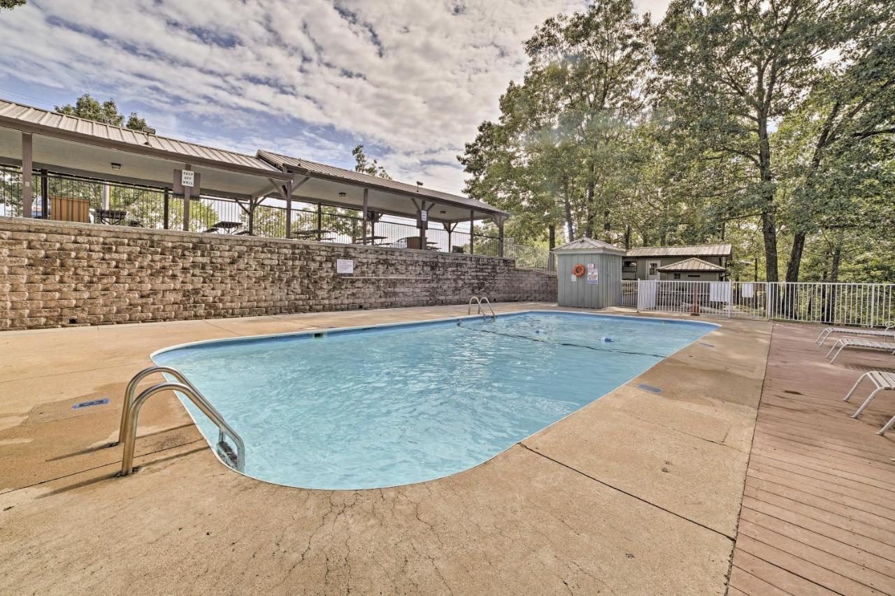 Ozark Mountain About 2 Mi To Silver Dollar City! Apartment