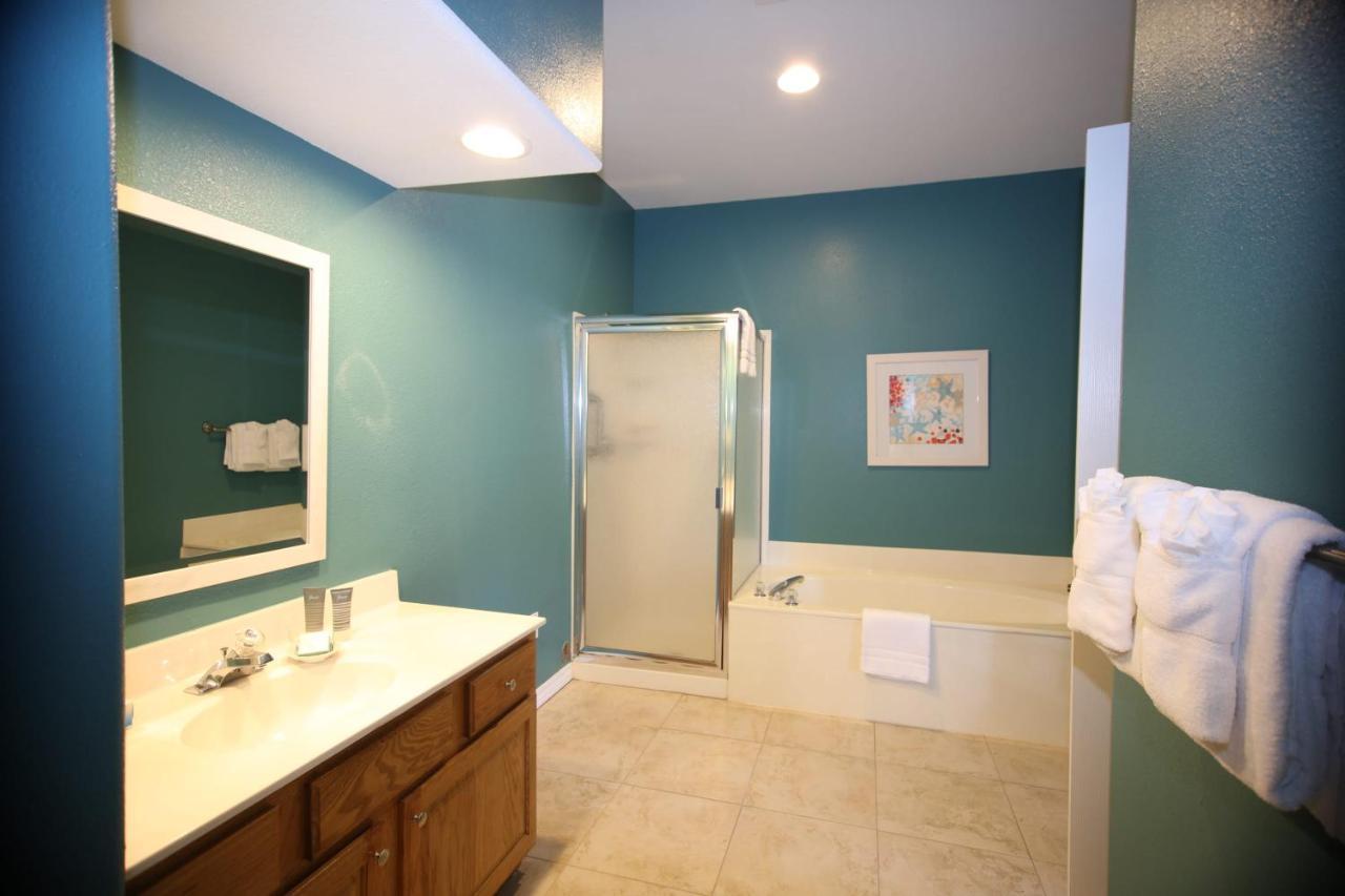 Spacious In Heart Of 2br Standard * Branson