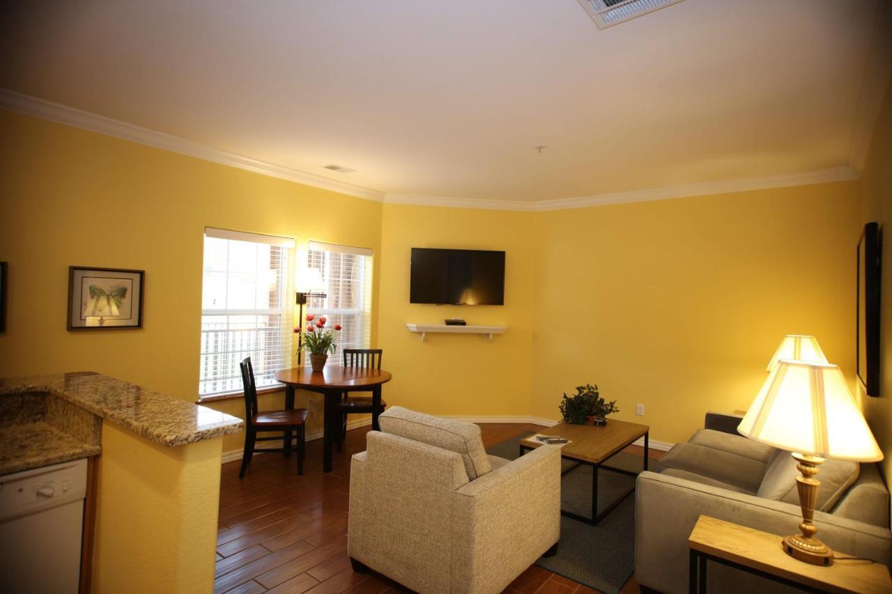 Beautiful Palace View 1br Standard Holiday home