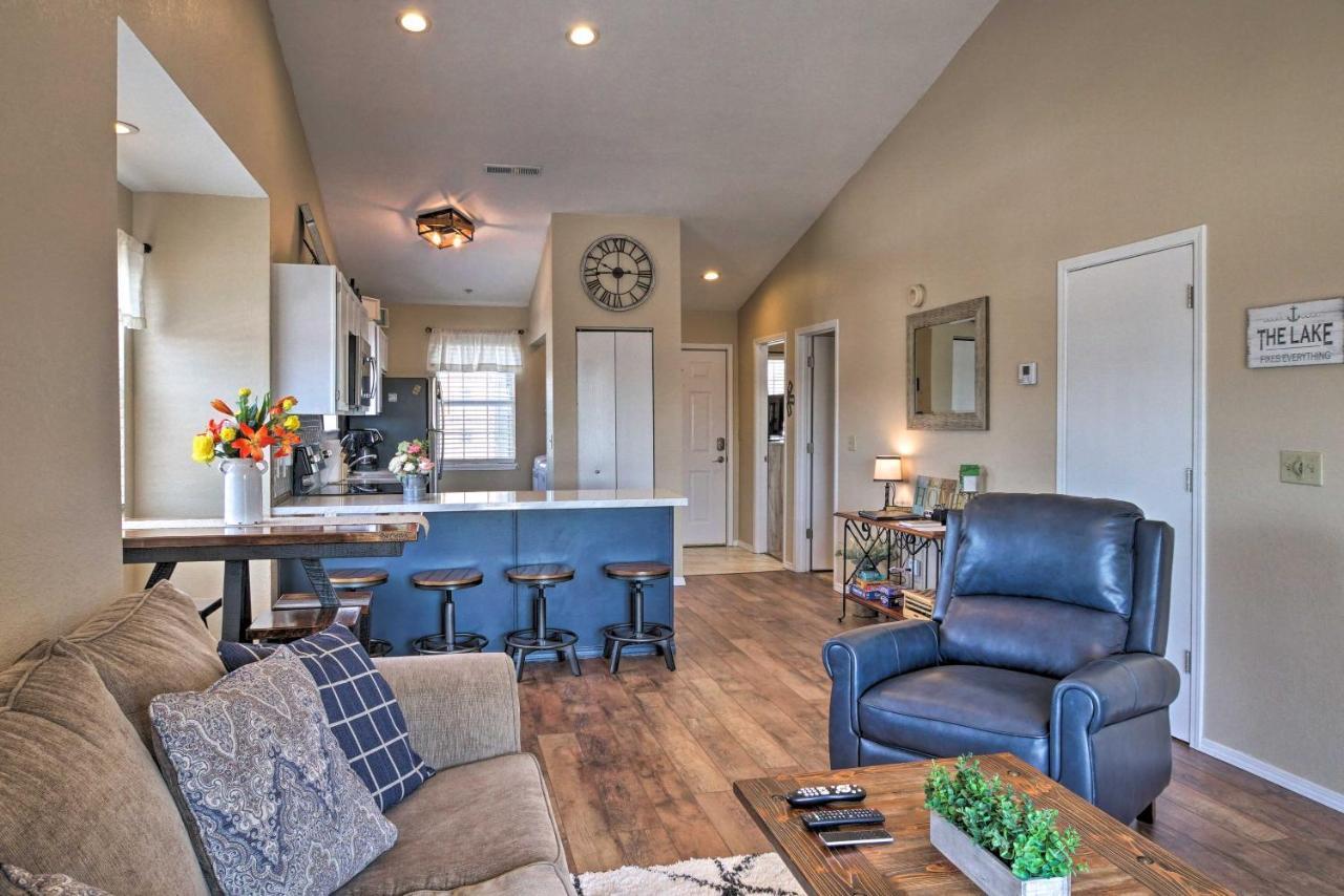 Modern Retreat With Deck And Mtn Views Near Sdc! *