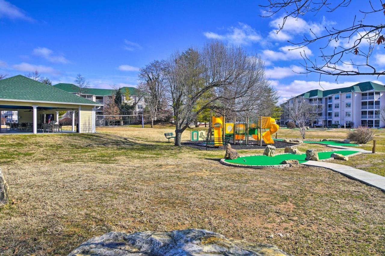 Apartment With Family Amenities, 3 Mi To Strip!