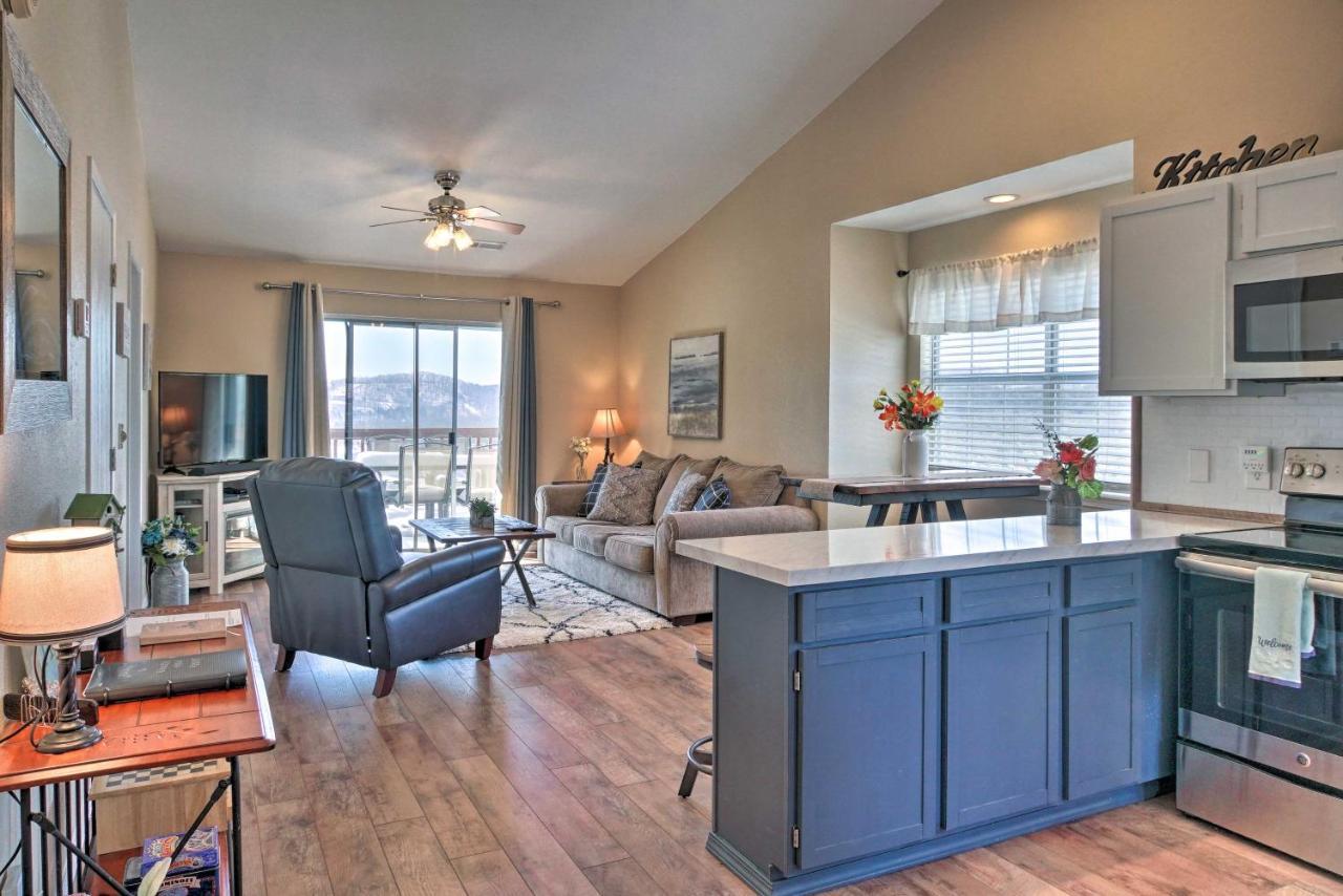 Modern Retreat With Deck And Mtn Views Near Sdc!