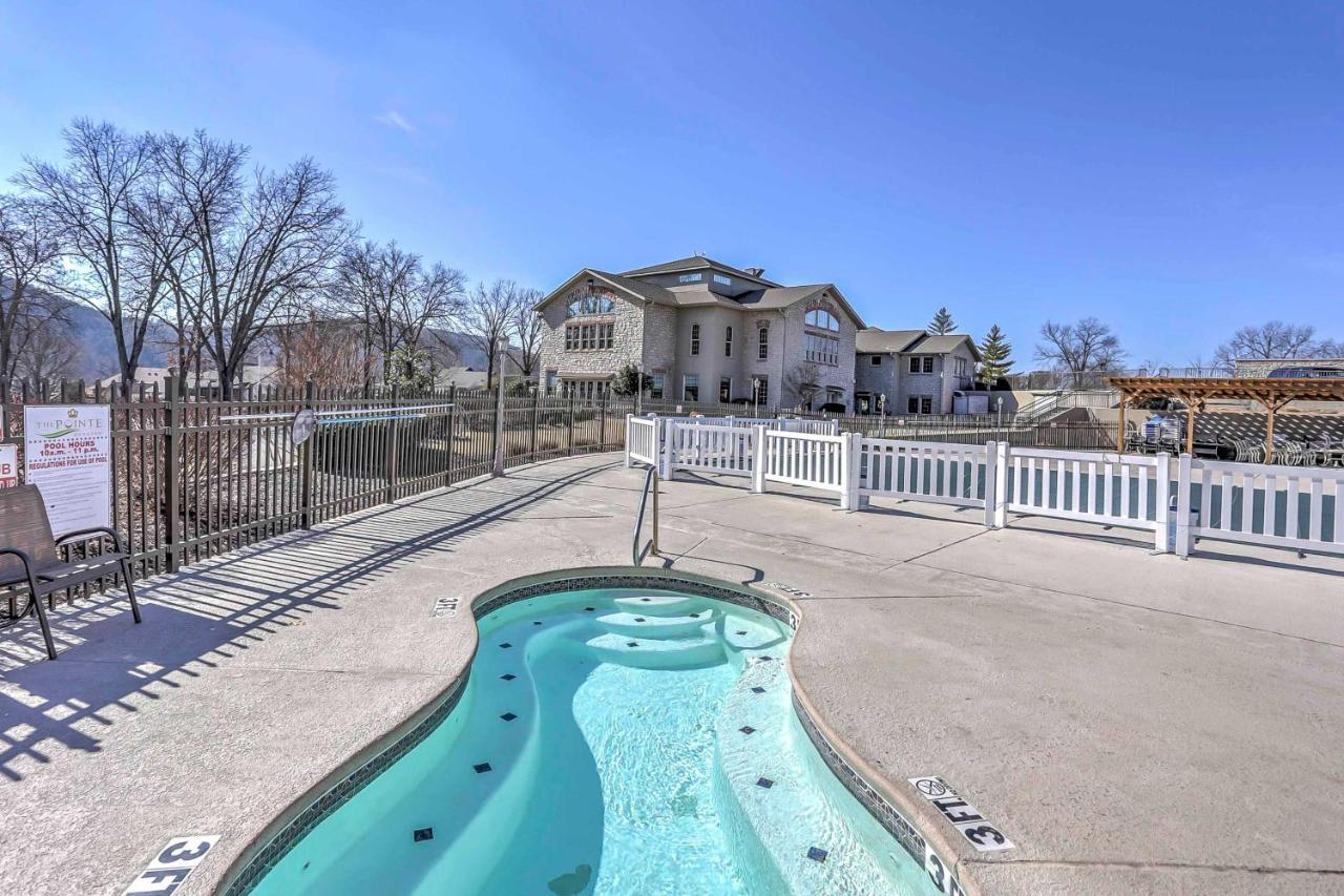 With Views 5 Mi To Strip! Apartment Branson