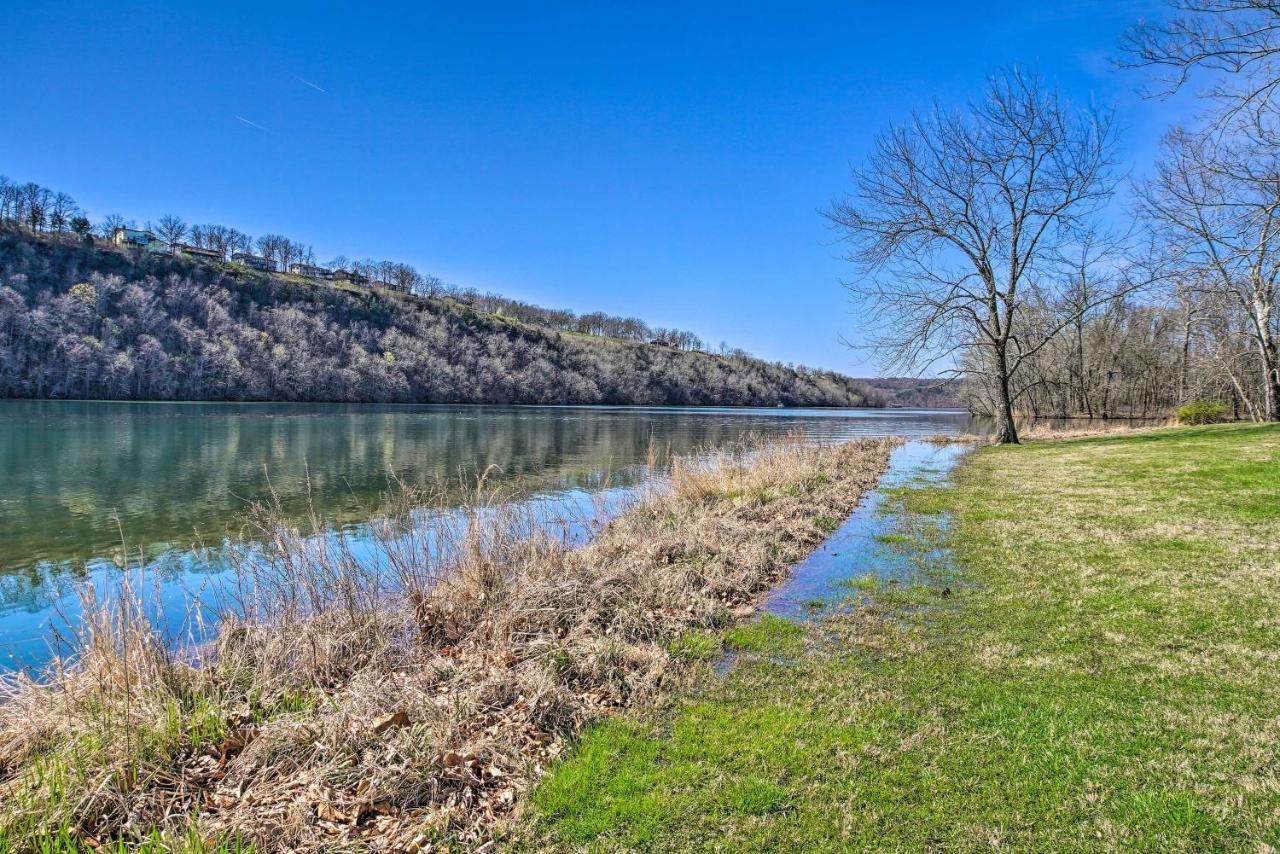 The Cozy With Taneycomo Access! * Branson