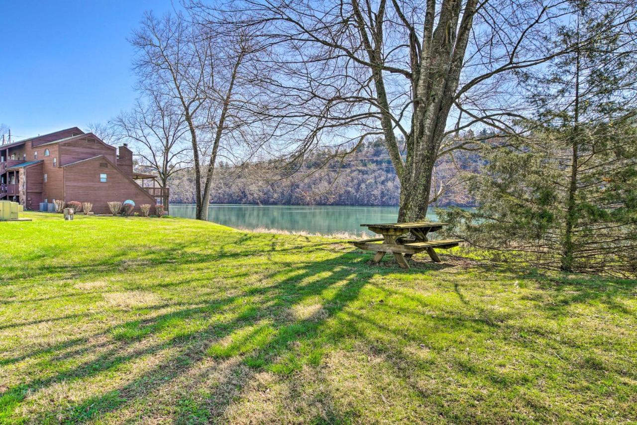 The Cozy With Taneycomo Access! Holiday home Branson