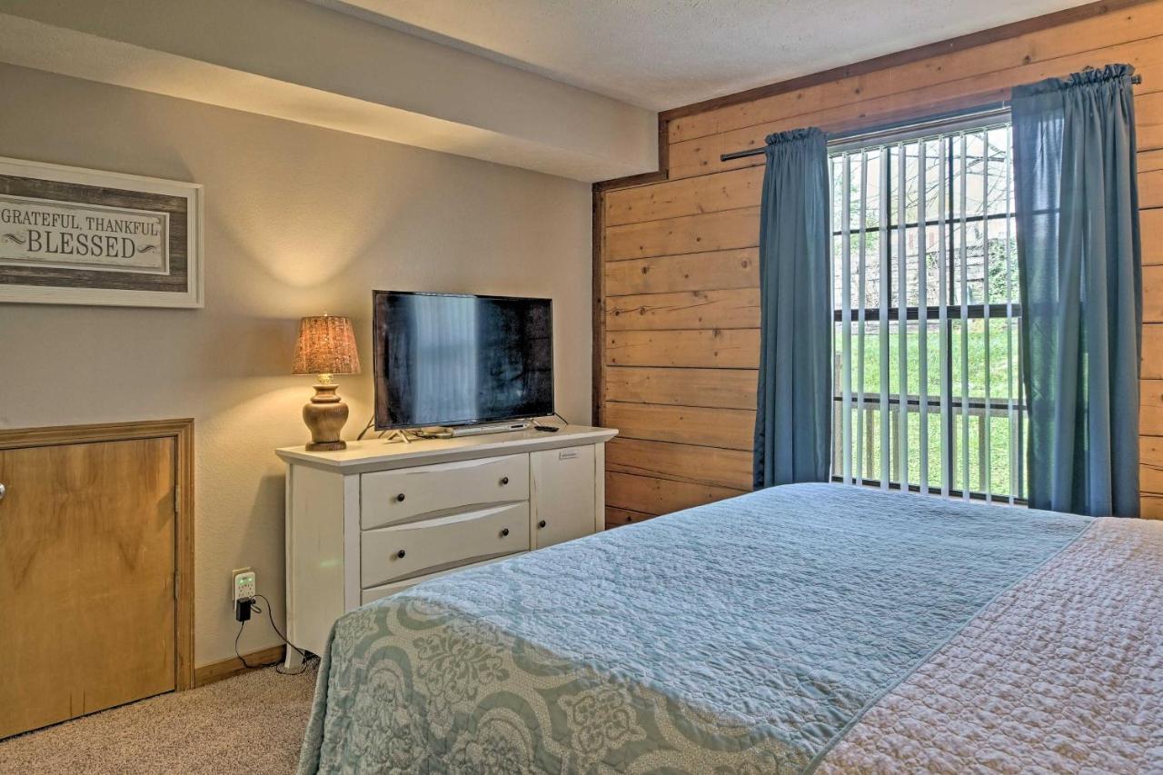 Stylish Townhome 3 Mi To Theatre District Holiday home Branson