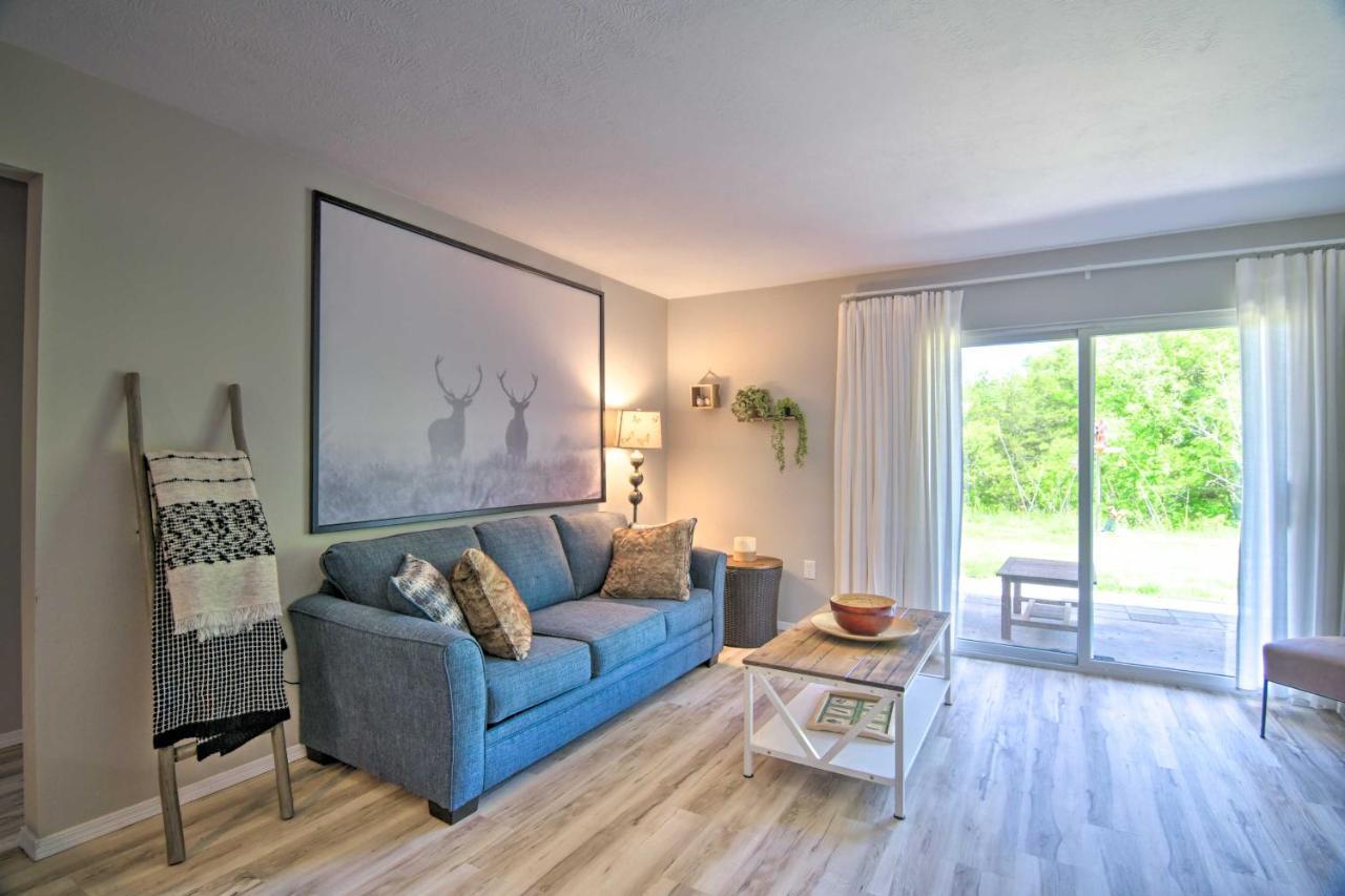 With Patio, 4 Mi To Silver Dollar City! Apartment *