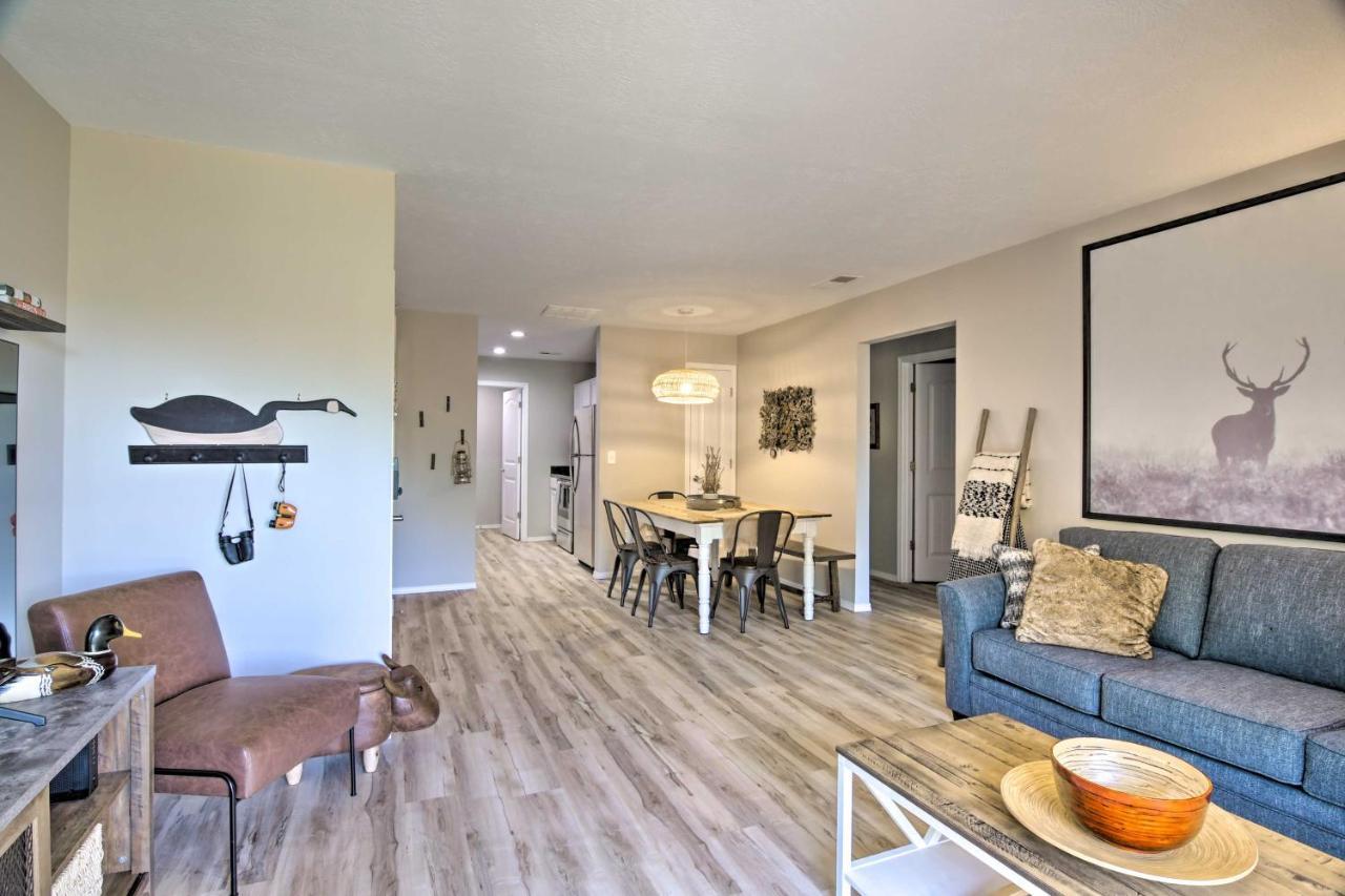 With Patio, 4 Mi To Silver Dollar City! Apartment *