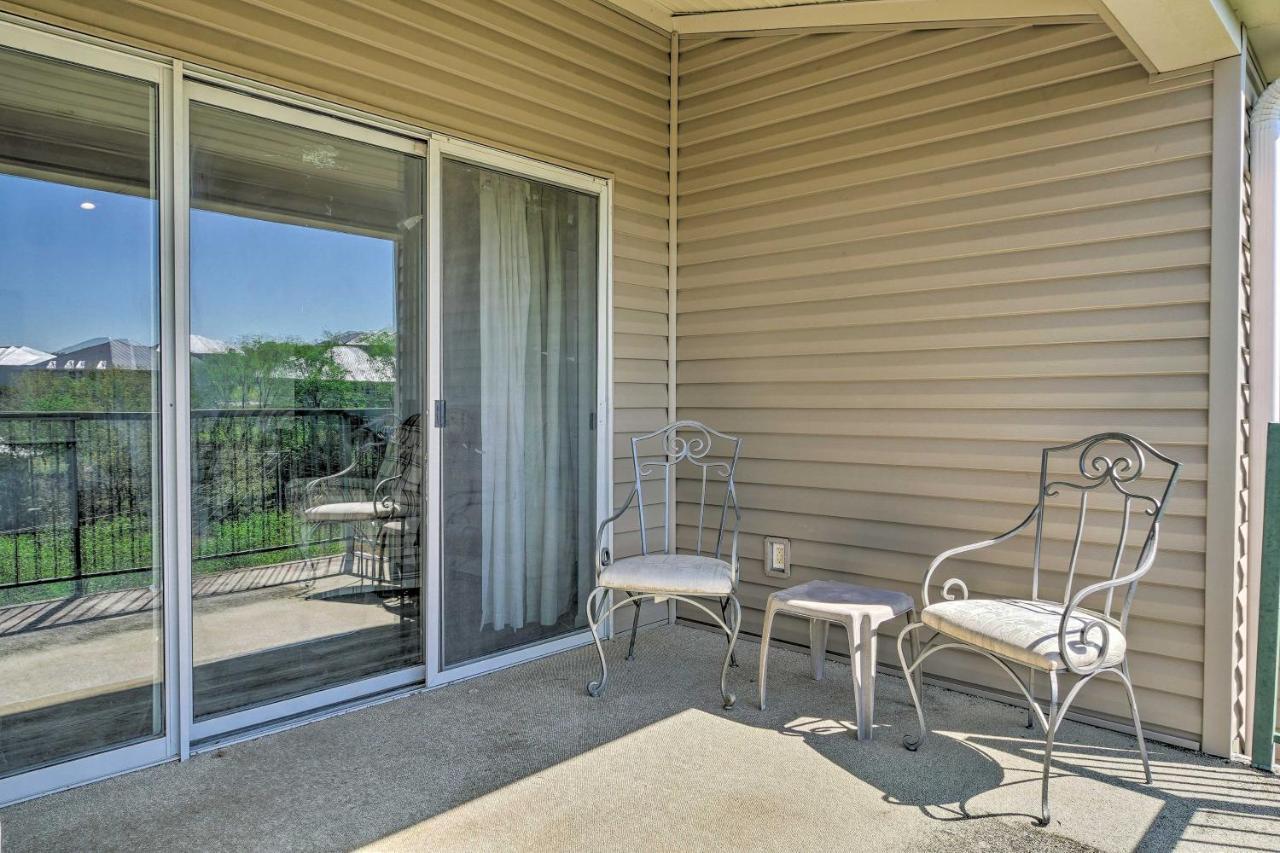Cozy Retreat - 13 Mi To Silver Dollar Apartment