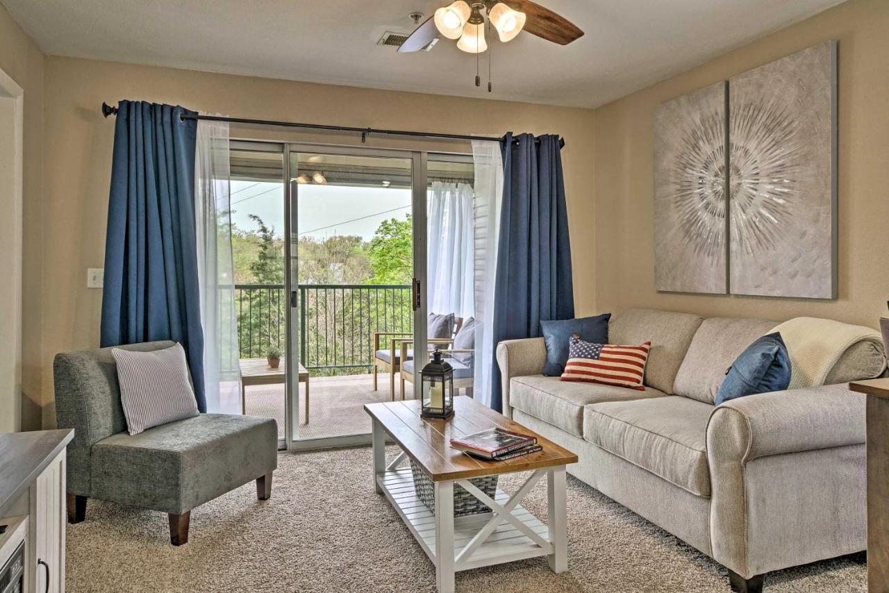 On Golf Course With Pool Access! Apartment *