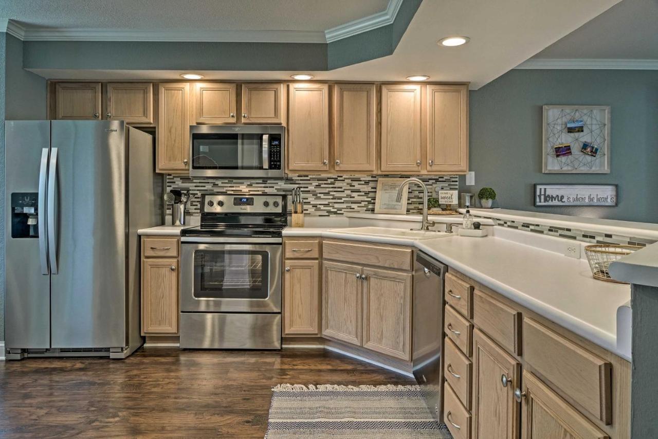 Pool Access, Near Table Rock Lake! Apartment Branson