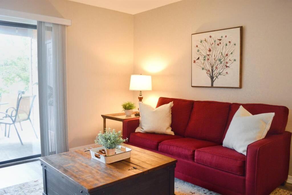 On Pointe Getaway Apartment