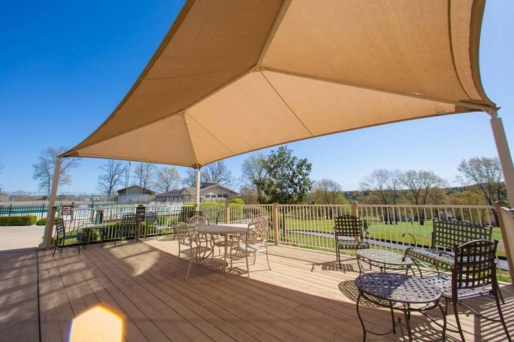 On Pointe Getaway Apartment