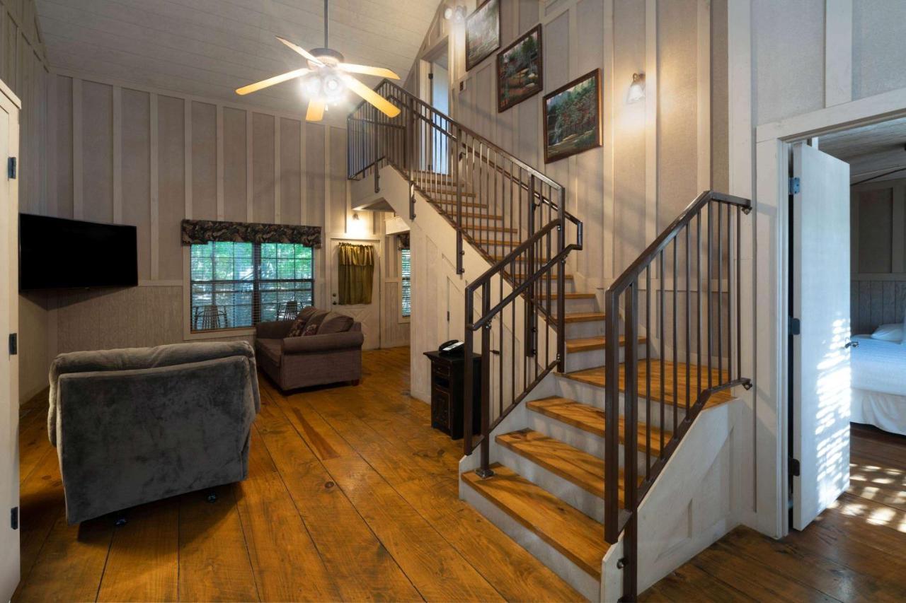 Resort At Mountain, Trademark Collection By Wyndham Branson