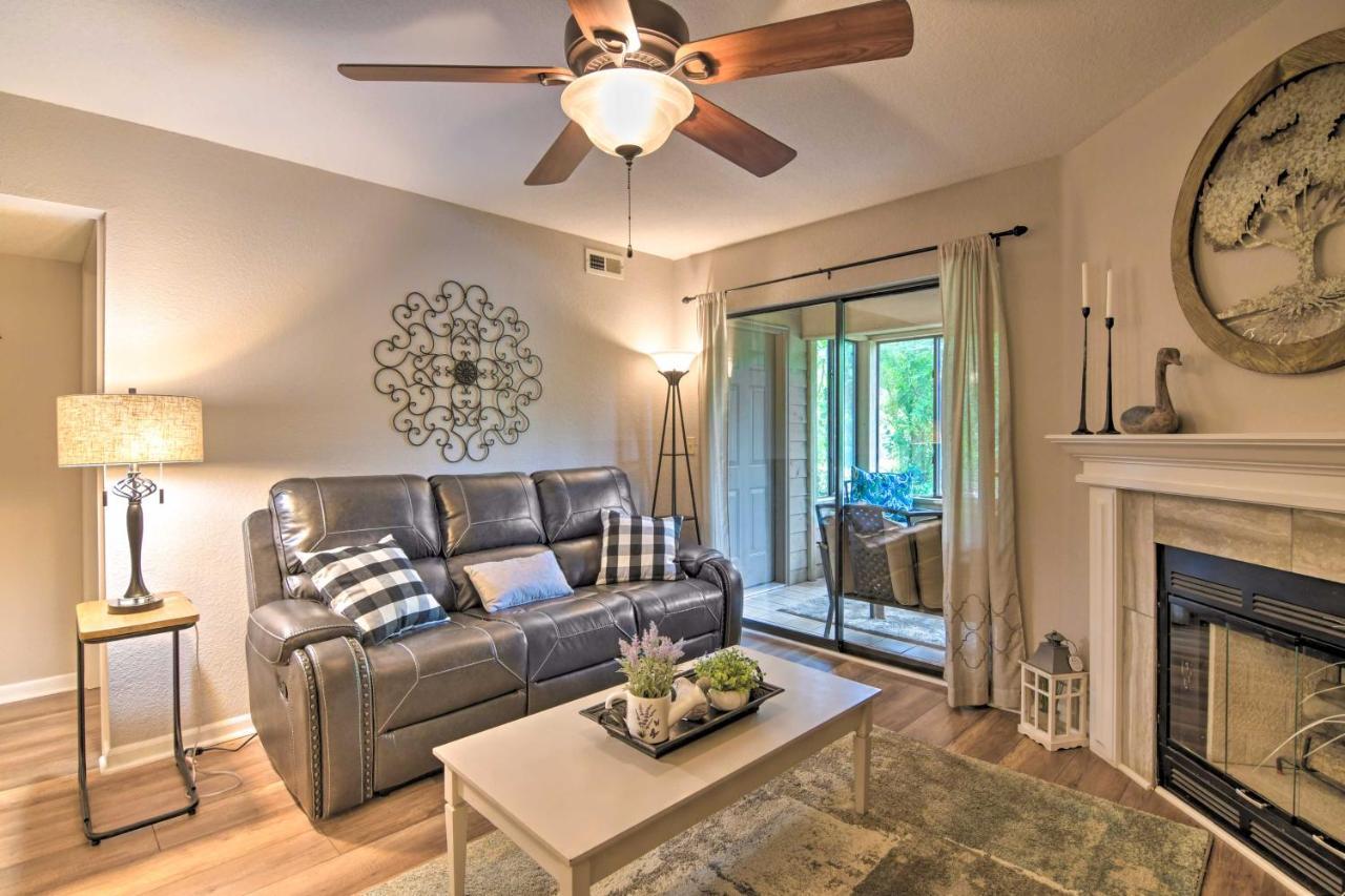 Waterfront Family Less Than 5 Mi To Strip! Apartment *