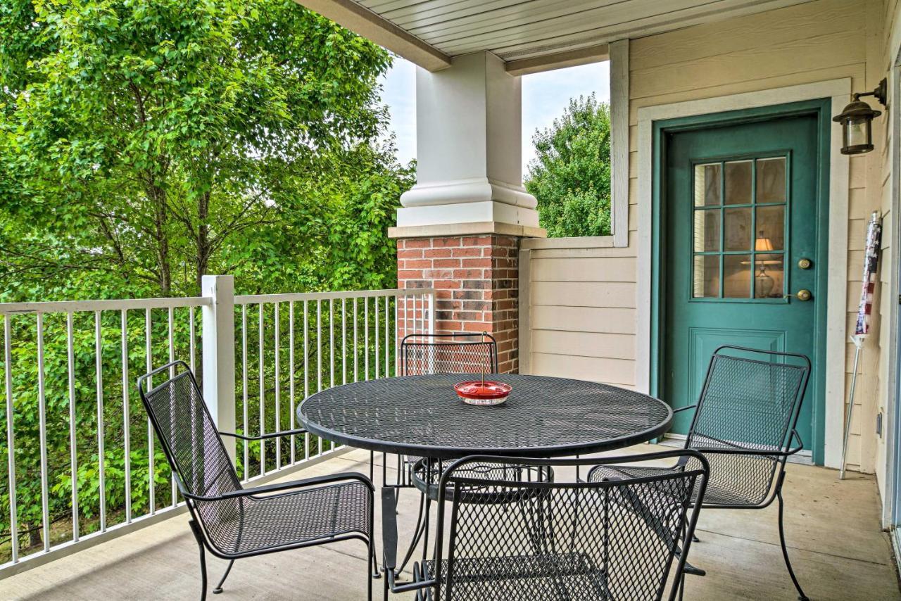 Apartment With Balcony, 3 Miles To Downtown *