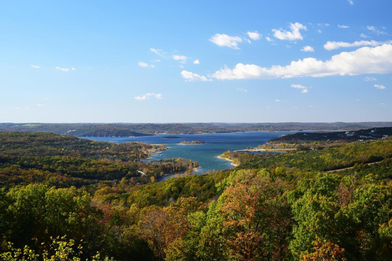 Harr Haven & Pointe Solitude At Pointe * Branson