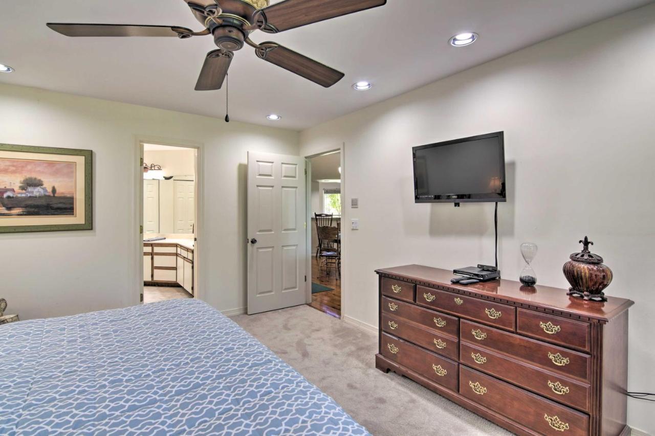 Spacious 3 Mi To Table Rock Lake! *